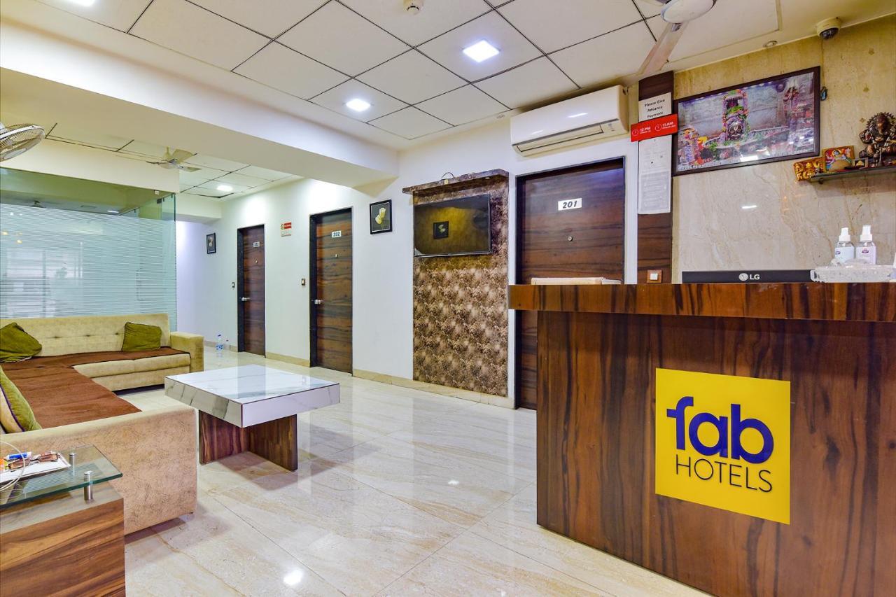 Fabhotel Acropole Inn Ahmedabad Ngoại thất bức ảnh